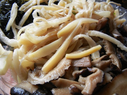 More banchan.