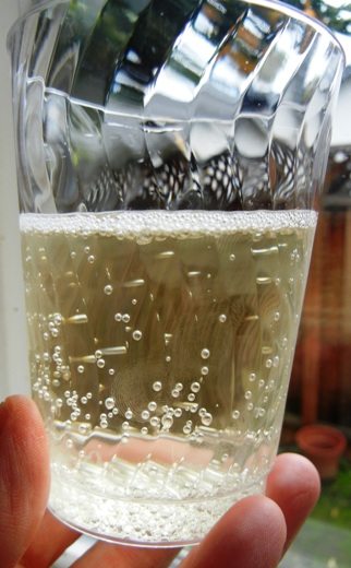 Peach Amour de Paris Sparkling Wine